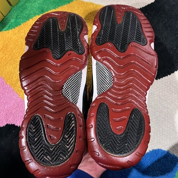 Gently used air Jordan shoes for men low top looks like new - Picture 8 of 8